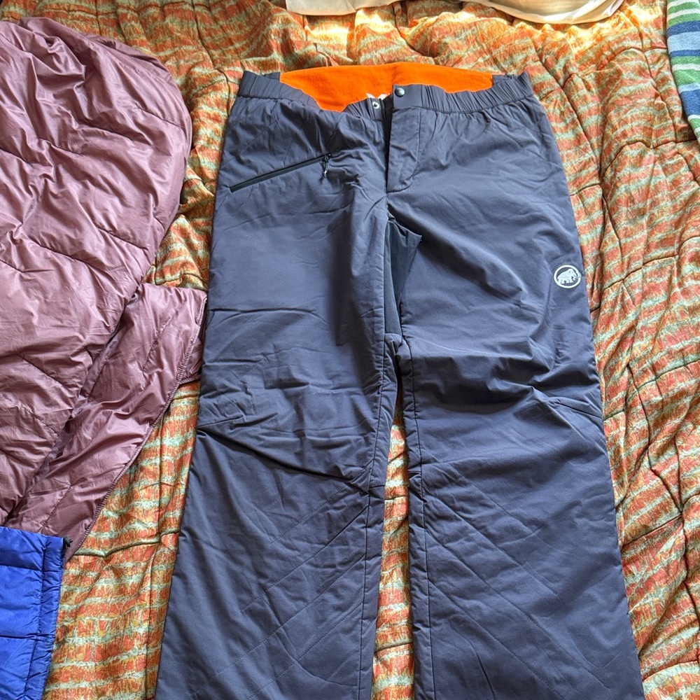 Mammut Eigerjoch Flex Insulated Winter Hiking Pants. Mens Large.